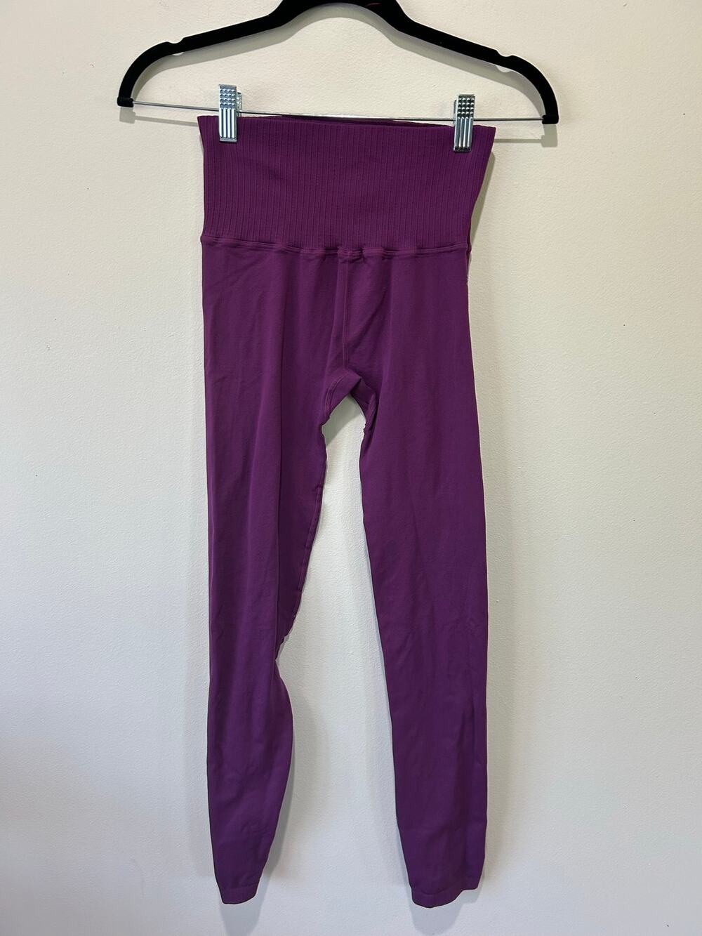 Free People Movement Good Karma purple leggings size XS high waist ribbed